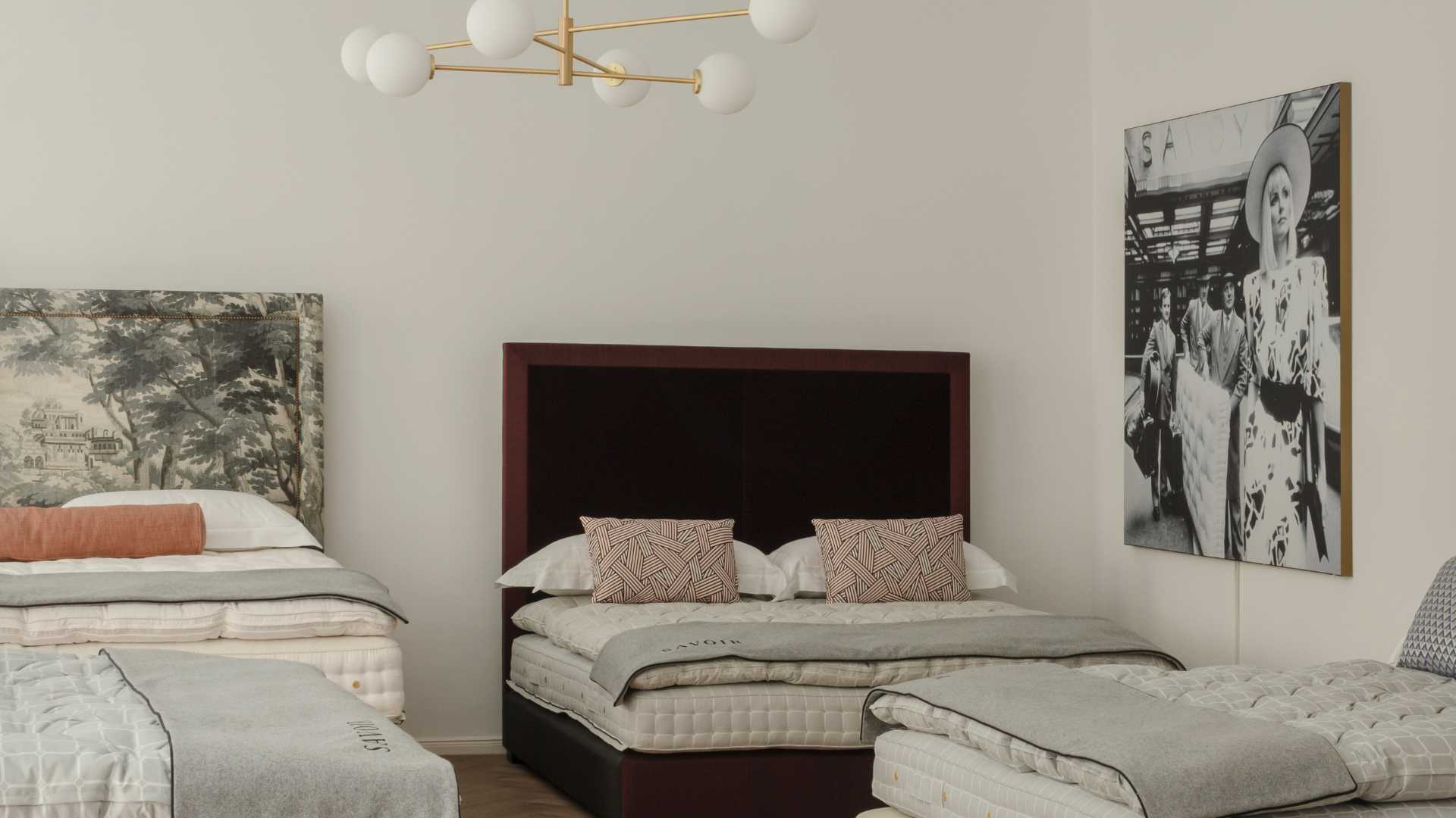 Our Savoir Beds showroom in Berlin with a view from inside